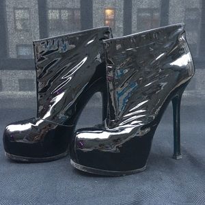 Yves Saint Laurent Iconic Tribute Two Patent Platform Booties